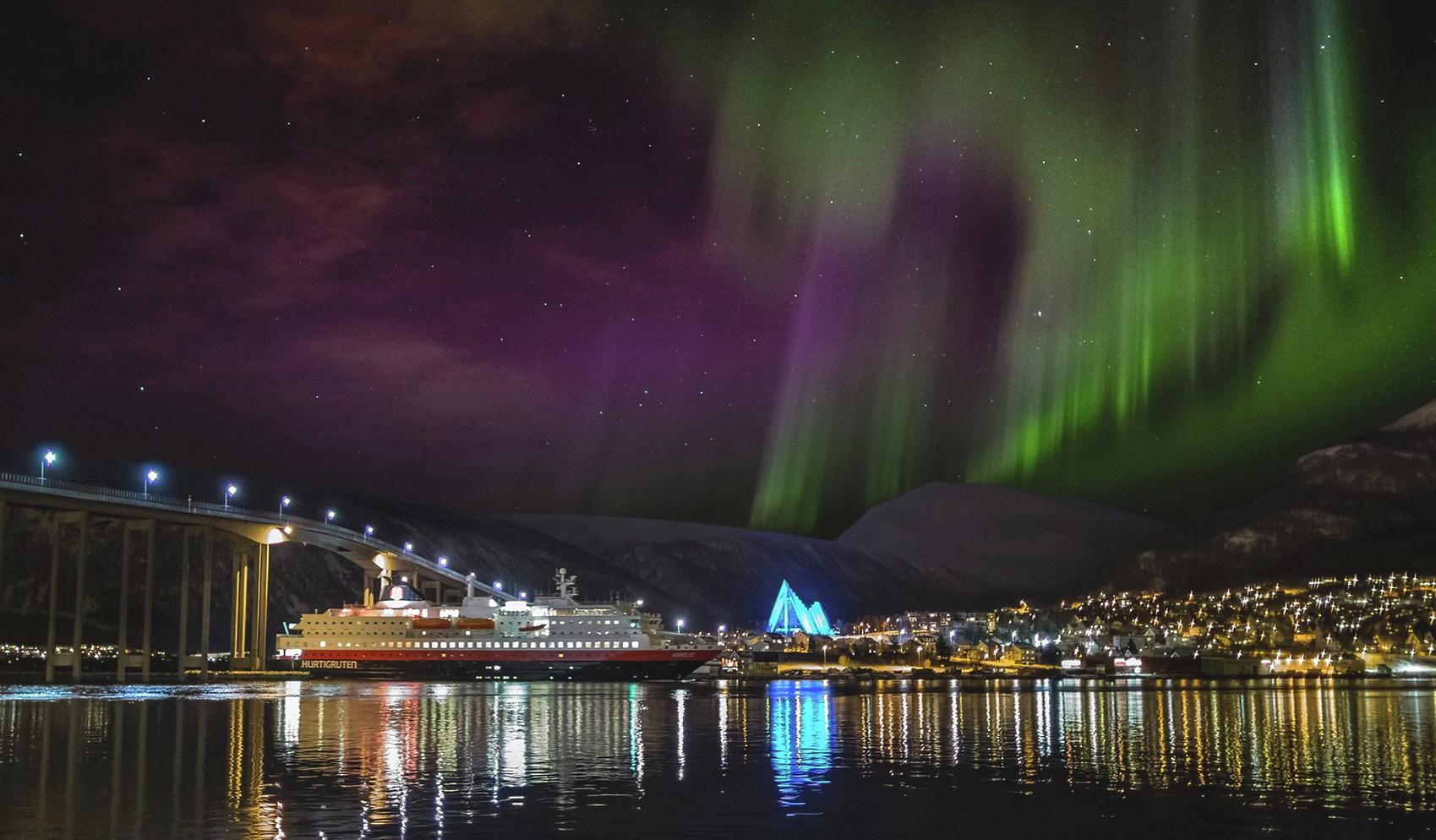Thon Hotel Polar Tromso Bagian luar foto
